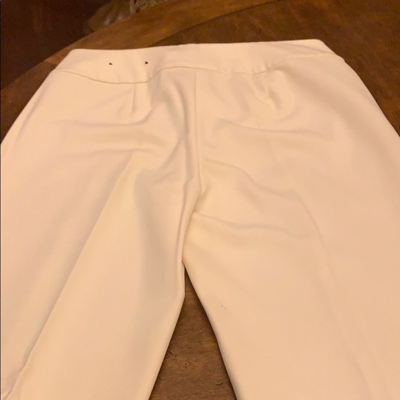 Peck & Peck White Slacks - Picture 1 of 4